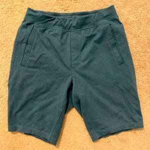 Lululemon Shorts 11”